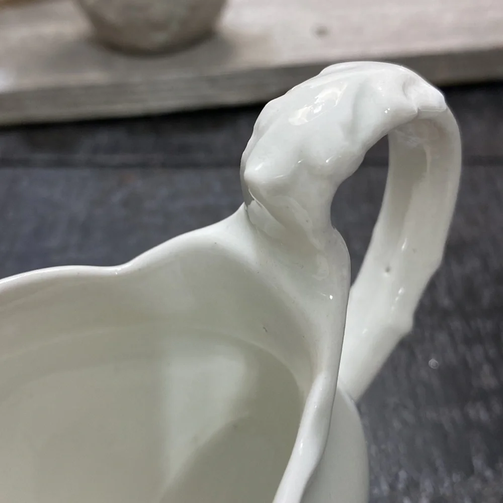 Vintage Johnson Bros. White England B Gravy Boat!